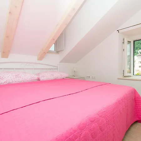 Tatil Evi Stone House Domacin Old Town